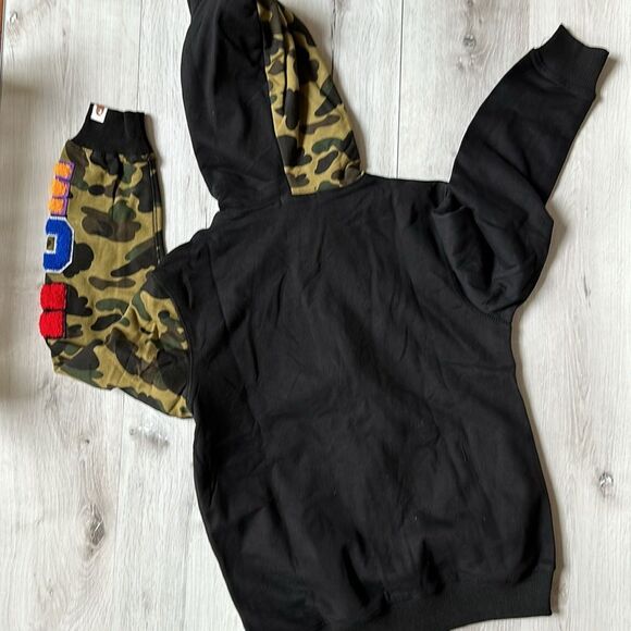 A Bathing Ape BAPE Shark Full Zip Hoodie Camo Hood 'Black’ NWT in packaging. - Picture 5 of 7